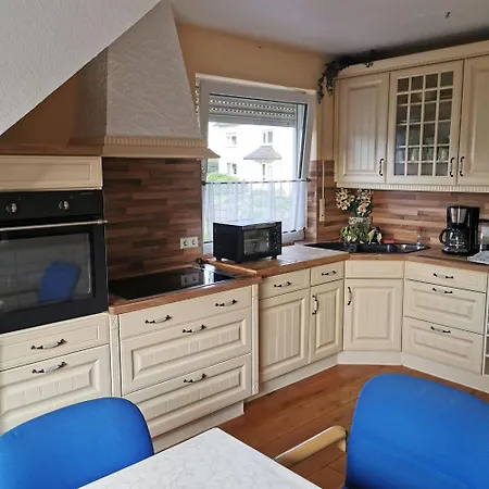 Grosse Ferienwohnung In Ruhiger Lage Mit Bergpanorama Olsberg Buitenkant foto