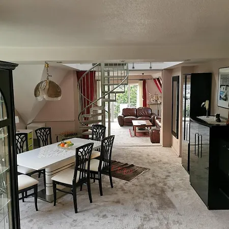 Grosse Ferienwohnung In Ruhiger Lage Mit Bergpanorama Olsberg Buitenkant foto